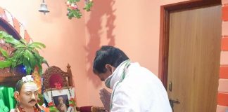 भगवान बसवेश्वर की जयंती, रेल राज्यमंत्री ने किया दर्शन