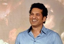 लॉकडाउन के बीच क्या कर रहें हैं सचिन