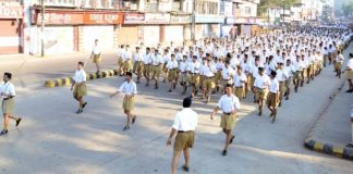 RSS से जुड़े मजदूर संघ ने वित्तमंत्री का किया विरोध !
