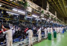 कोरोना संकट के बीच अर्थव्यवस्था को पटरी पर लाना बड़ी चुनौती