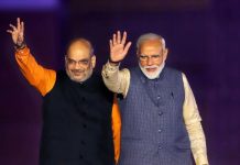 मोदी की विश्वसनीयता बनाम विस्मृत विपक्ष के एक वर्ष