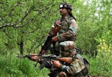 जम्मू-कश्मीर में आतंकियों के साथ मुठभेड़ में सेना के 4 जवान और एक पुलिस इंस्पेक्टर शहीद, 2 आतंकी मारे गए