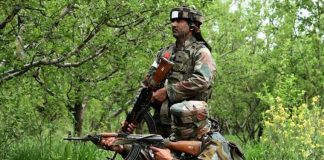 जम्मू-कश्मीर में आतंकियों के साथ मुठभेड़ में सेना के 4 जवान और एक पुलिस इंस्पेक्टर शहीद, 2 आतंकी मारे गए