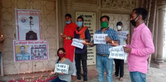 विद्यार्थी परिषद काशी के कार्यकर्ताओं ने गलवान घाटी में शहीद हुए सैनिकों को श्रद्धांजलि अर्पित की