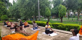 काशी प्रांत: विद्यार्थी परिषद के कार्यकर्ताओं ने मनाया अंतरराष्ट्रीय योग दिवस