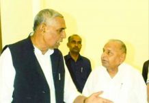 समाजवादी नेता पारसनाथ यादव का निधन, अखिलेश यादव ने जताया शोक