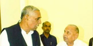 समाजवादी नेता पारसनाथ यादव का निधन, अखिलेश यादव ने जताया शोक