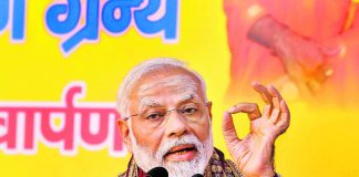 उत्तर प्रदेश में प्रधानमंत्री नरेन्द्र मोदी के कमान संभालने के साथ ही बदल रहा है चुनावी समीकरण