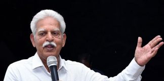 जेल में बंद सामाजिक कार्यकर्ता वरवरा राव की हालत गंभीर, परिवार ने लगाया जेल प्रशासन पर लापरवाही बरतने का आरोप