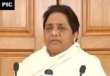 बीजेपी MLA की कथित पिटाई का जिक्र कर मायावती ने साधा योगी सरकार पर निशाना