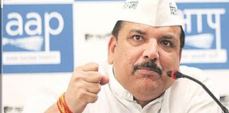 9 क्या अगर 900 मुकदमे भी दर्ज कर ले तो भी मैं जन सरोकार की राजनीति नहीं छोडूंगा: संजय सिंह