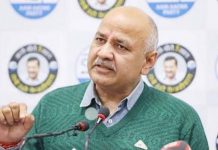 ‘छात्रों की जिंदगी से खेल रही सरकार’ – मनीष सिसोदिया