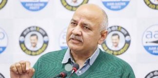 ‘छात्रों की जिंदगी से खेल रही सरकार’ – मनीष सिसोदिया