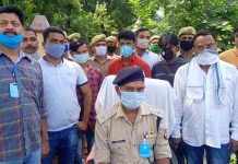 कंटेनर से 17 लाख का गांजा बरामद, तीन तस्कर गिरफ्तार