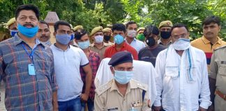 कंटेनर से 17 लाख का गांजा बरामद, तीन तस्कर गिरफ्तार