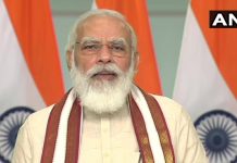 पीएम मोदी ने लाभार्थियों से किया संवाद, कहा- पहले गरीब सरकार के पीछे दौड़ता था, अब सरकार लोगों के पास जा रही