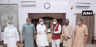 बिहार के पूर्व डीजीपी गुप्तेश्वर पांडे जेडीयू में हुए शामिल