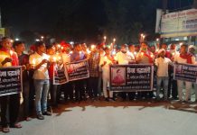 भदोही : हाथरस की घटाना के विरोध में निकाला कैंडिल मार्च