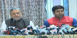 मुकेश साहनी एनडीए में शामिल, बीजेपी ने दी अपनी 11 सीटें