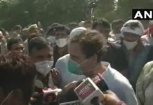 हाथरस में कहीं सियासत तो कहीं विरोध