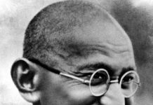 महामारी और महात्मा, आत्मनिर्भर भारत और गांधी, स्वदेशी आंदोलन और गांधी , स्वच्छ भारत के अग्रदूत महात्मा, महात्मा का प्रकृति प्रेम , जन-मन में बापू
