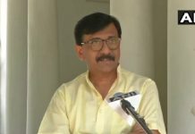 हमारा संविधान सेक्युलर है, हिंदुत्व जरूर हमारे मन में हैं: संजय रावत