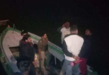 वाराणसी के गंगा में पलटी नाव, सात बचे,दो लापता