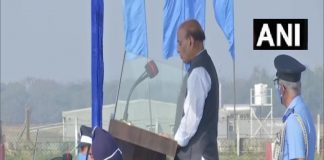 राजनाथ सिंह ने IAF अकादमी में ग्रेजुएशन परेड का लिया जायजा, कहा हमारी सेना हर चुनौती के लिए तैयार