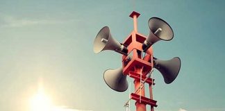 UP News Update: यूपी में लाउडस्पीकर बजाने के लिए यहां से लेनी होगी अनुमति, जानें पूरा नियम